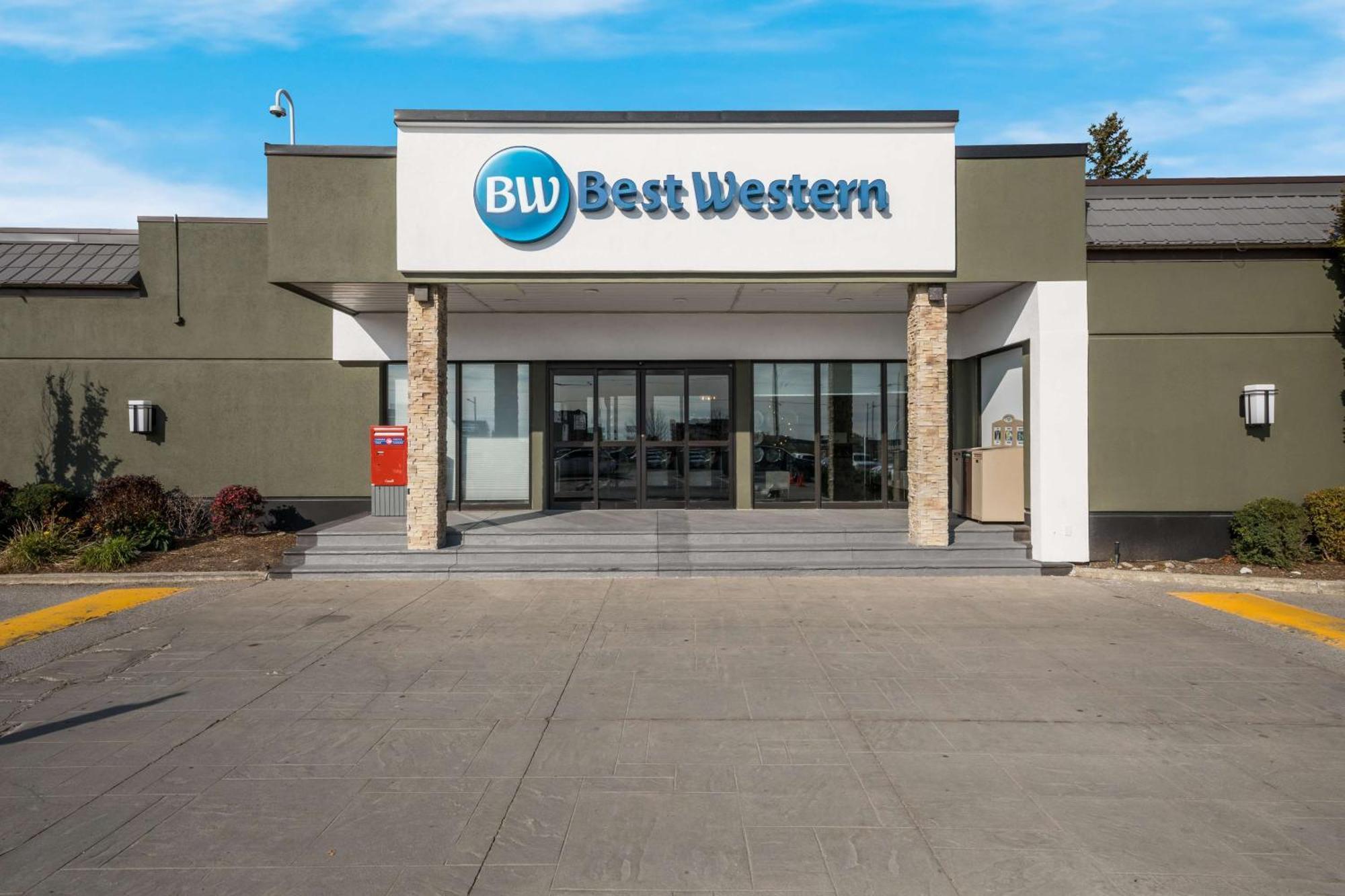 Best Western Parkway Hotel Toronto North Richmond Hill Esterno foto